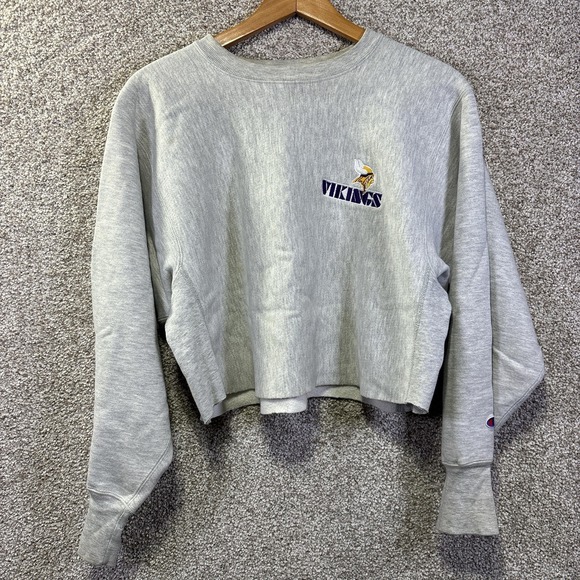 Champion Tops - Minnesota Vikings Sweatshirt Womens Large Gray NFL Football Champion Cropped